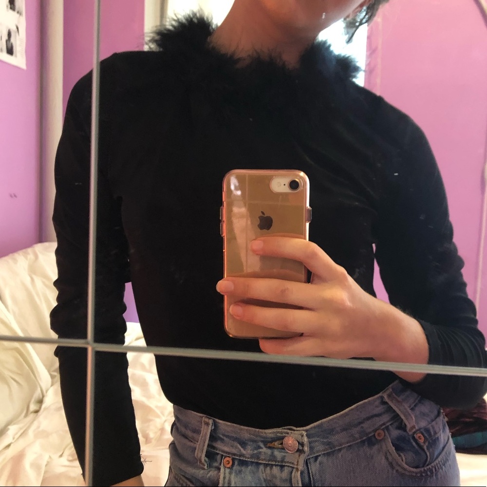 FUZZY 90s long sleeve top